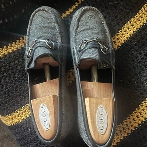 Gucci Men’s Monogramed Horsebit Loafers Size 10